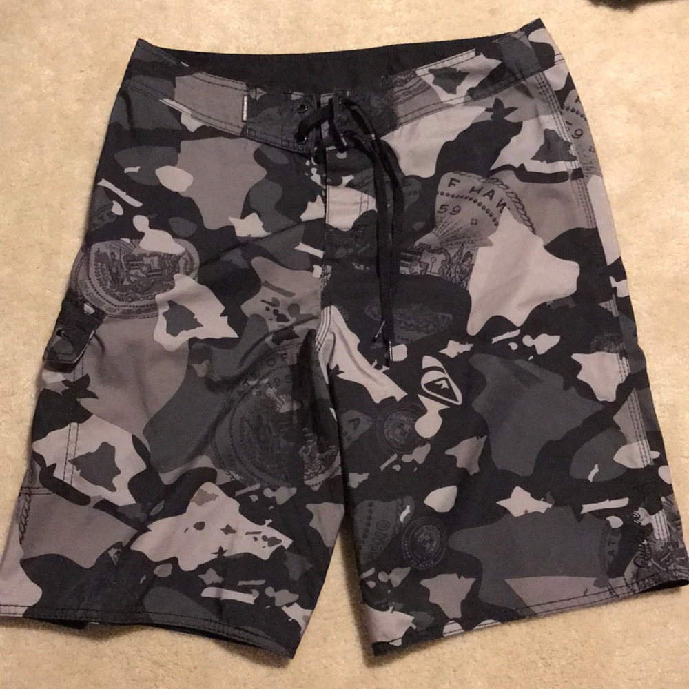 Quiksilver board shorts